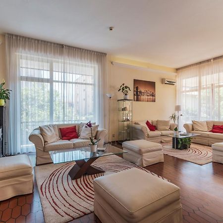 Hotel Gabrini Марина ди Маса Екстериор снимка
